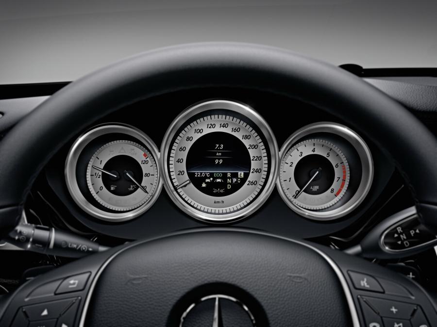  Mercedes-Benz CLS-Class 2011 года  (фото 19 из 148)